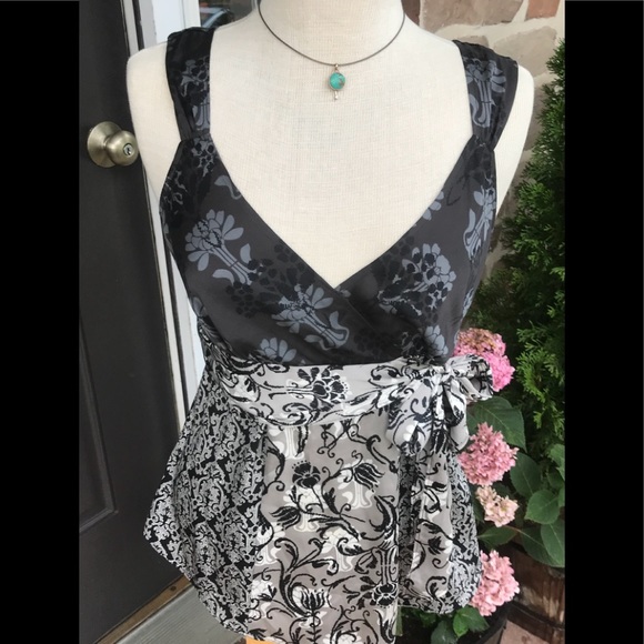 Bandolino classy sleeveless top sz 6 - Picture 2 of 8